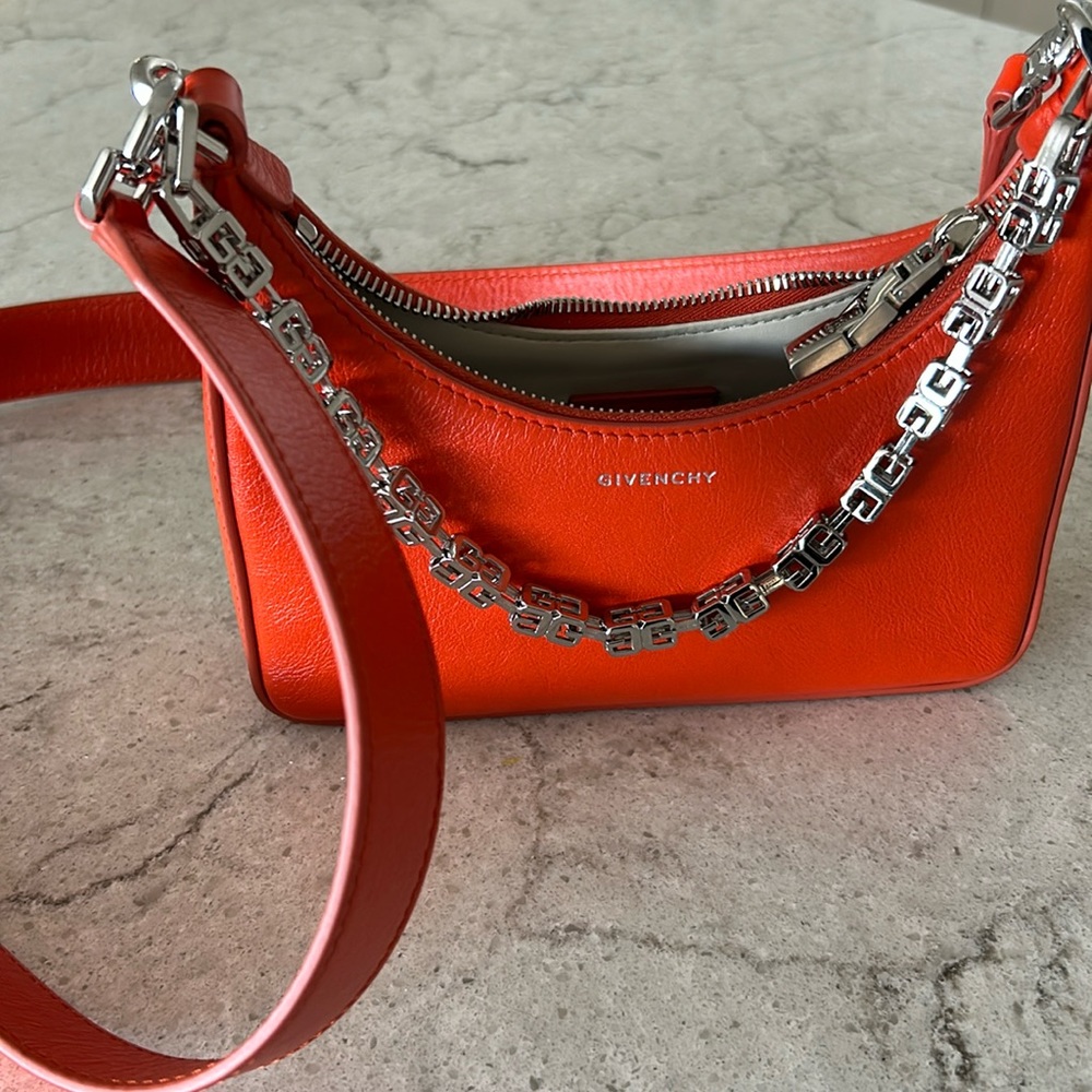 GIVENCHY Authentic Mini Moon Cut Out Bag in leather and chain Dark Orange